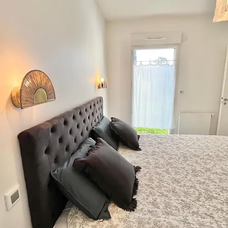 Maison Au Calme/ 10 Min A Pied Wifi /5 Pers Carnac