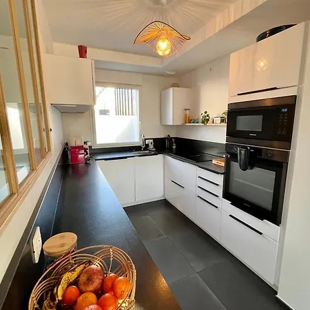 Maison Au Calme/ 10 Min A Pied Wifi /5 Pers Vakantiehuis