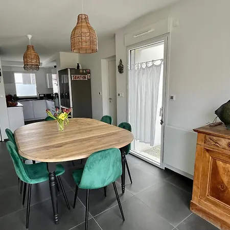 Vakantiehuis Maison Au Calme/ 10 Min A Pied Wifi /5 Pers Carnac