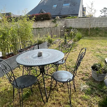 Vakantiehuis Maison Au Calme/ 10 Min A Pied Wifi /5 Pers *